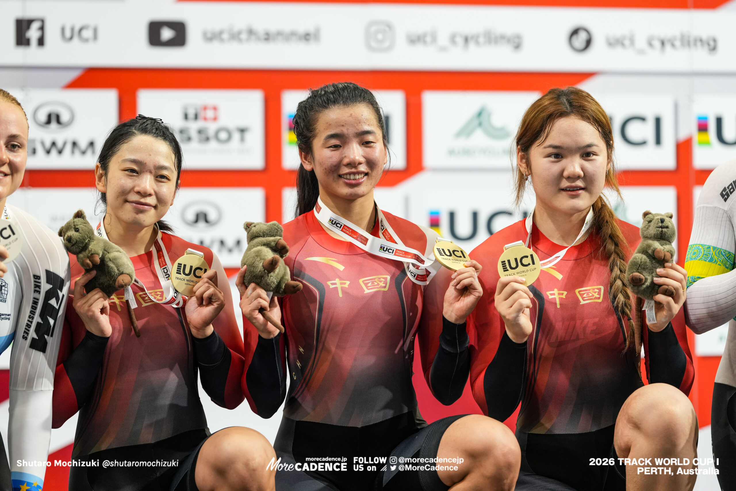 ルオ・シュエハン, LUO Xuehuang, CHN, ワン・リーファン, WANG Lijuan, CHN, 苑丽颖 ユアン・リイン, YUAN Liying, CHN, 女子チームスプリント, 表彰, WOMEN Elite Team Sprint, Podium, 2026ワールドカップ第1戦, オーストラリア, パース, 2026 UCI Track World Cup, Round 1, Perth, Australia