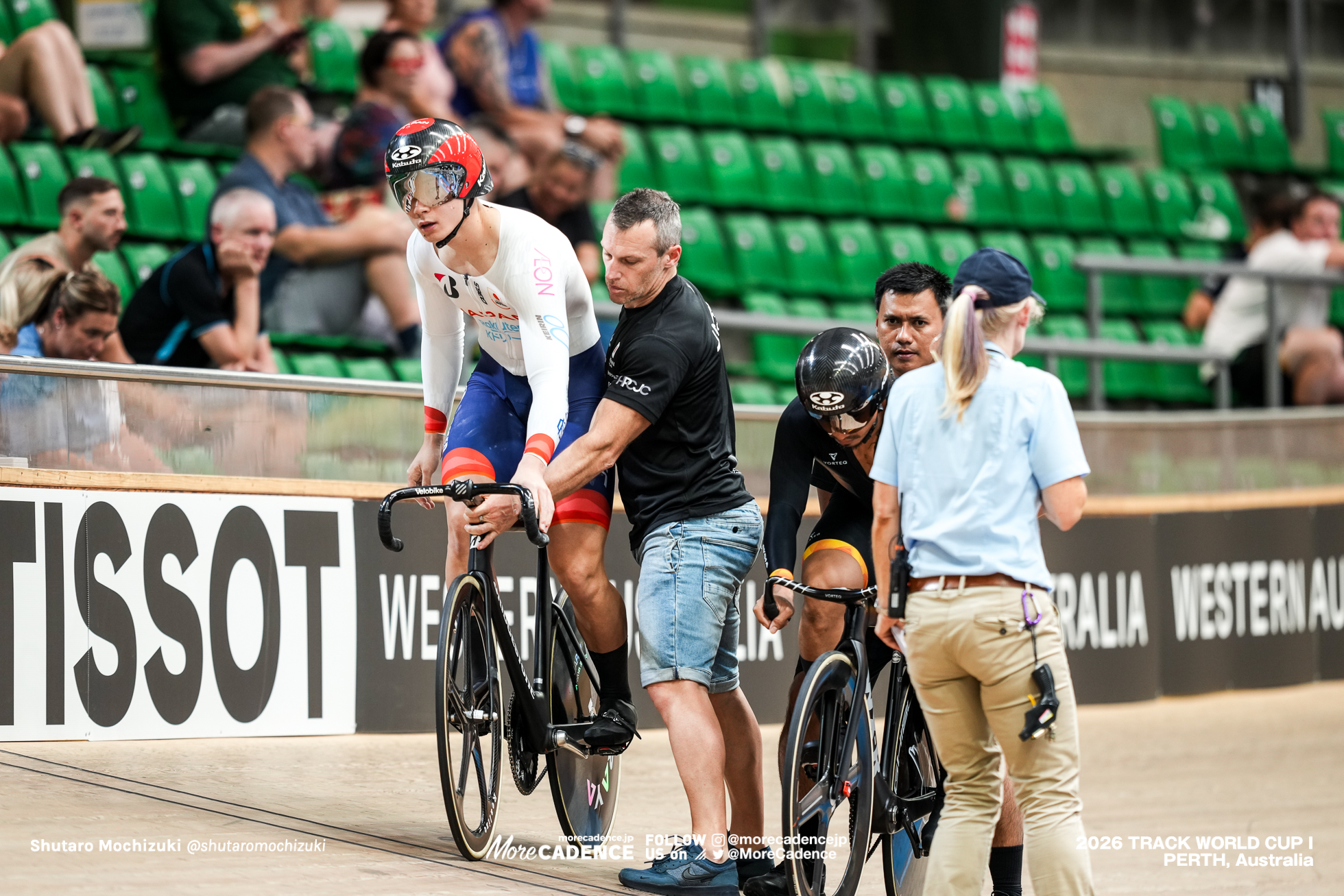 三神遼矢, MIKAMI Ryoya, JPN, アジズルハスニ・アワン, AWANG Mohd Azizulhasni, MAS, 男子ケイリン, 1回戦敗者復活戦, MEN Elite Keirin, First Round Repechage, 2026ワールドカップ第1戦, オーストラリア, パース, 2026 UCI Track World Cup, Round 1, Perth, Australia