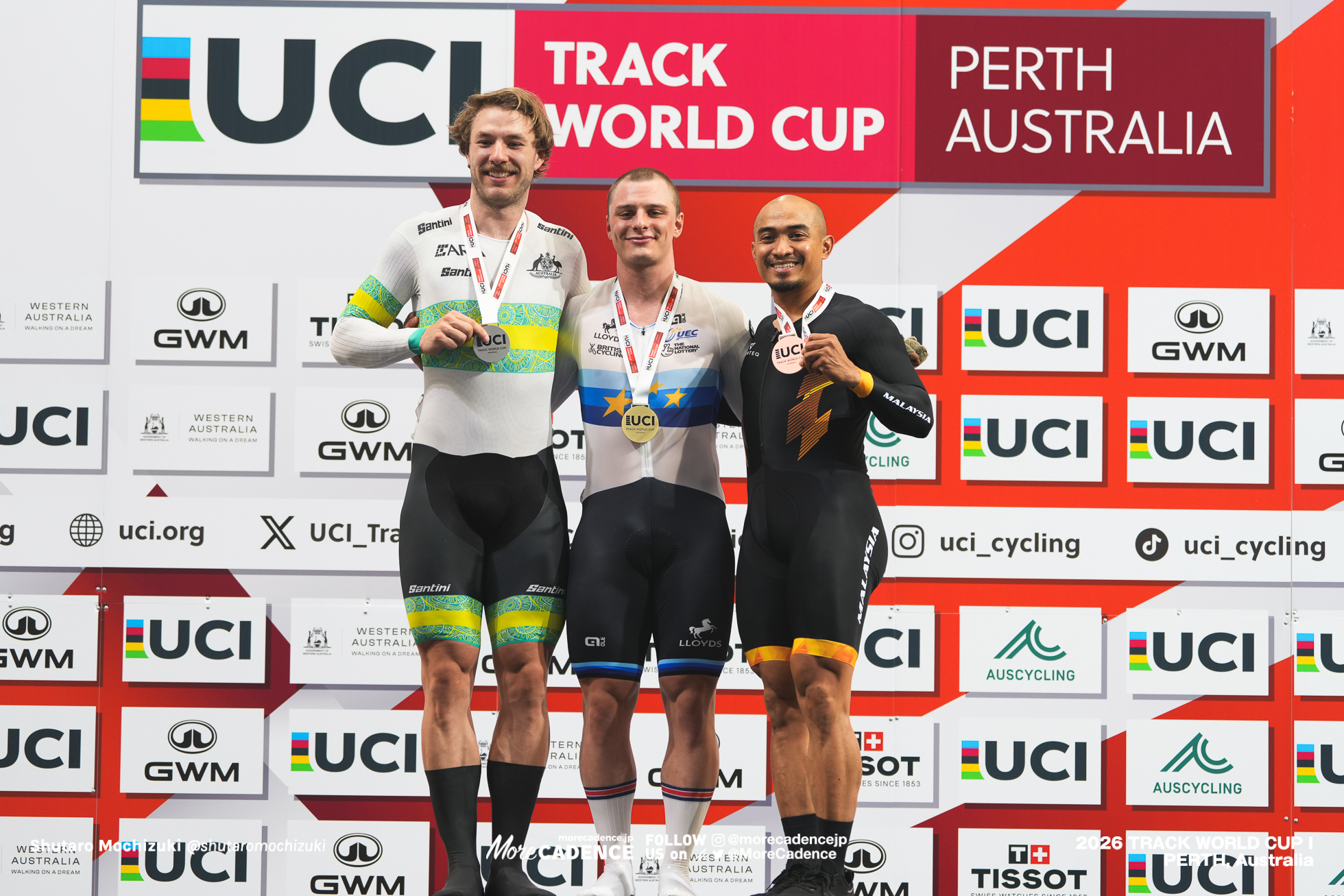 マシュー・リチャードソン, RICHARDSON Matthew, GBR, レイ・ホフマン, HOFFMAN Leigh, AUS, アジズルハスニ・アワン, AWANG Mohd Azizulhasni, MAS, 男子スプリント, 表彰, MEN Elite Sprint, Podium, 2026ワールドカップ第1戦, オーストラリア, パース, 2026 UCI Track World Cup, Round 1, Perth, Australia