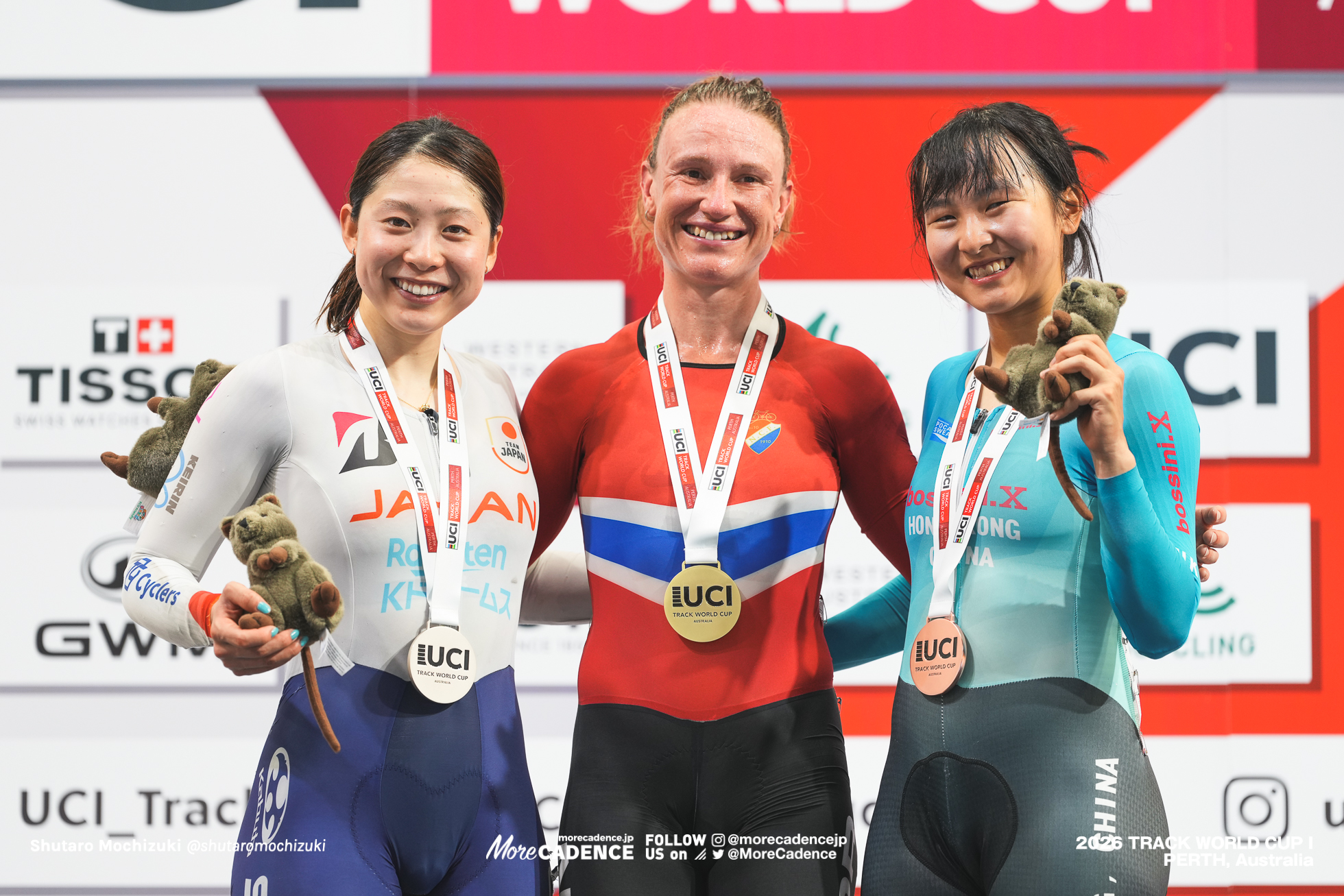アニータ イボンヌ・ステンバーグ, STENBERG Anita Yvonne, NOR, 内野艶和, UCHINO Tsuyaka, JPN, 李思穎 リー・ジーウィン, LEE Sze Wing, HKG, 女子オムニアム, 表彰, WOMEN Elite Omnium, Podium, 2026ワールドカップ第1戦, オーストラリア, パース, 2026 UCI Track World Cup, Round 1, Perth, Australia