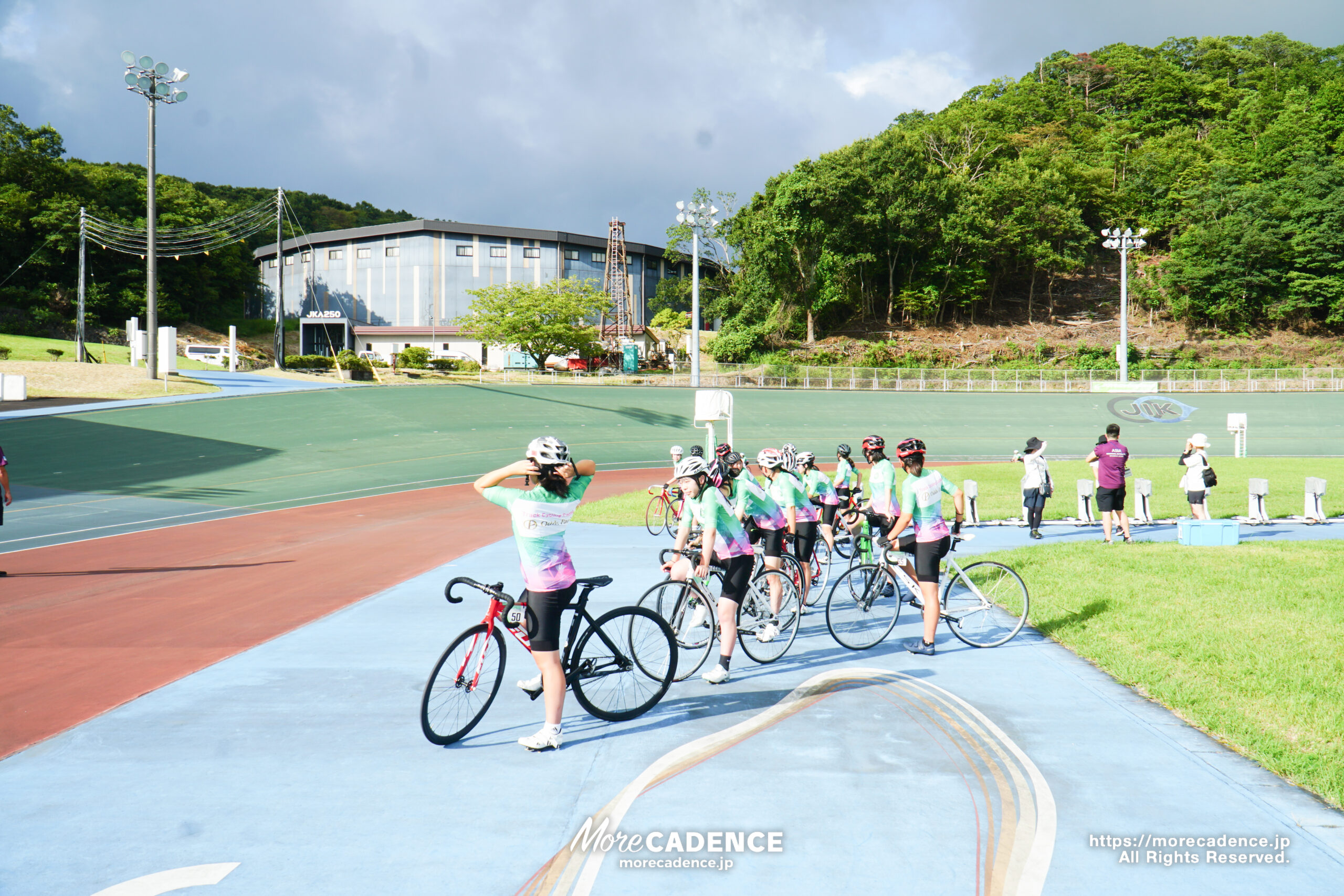 トラックサイクリングキャンプ2026, JIK